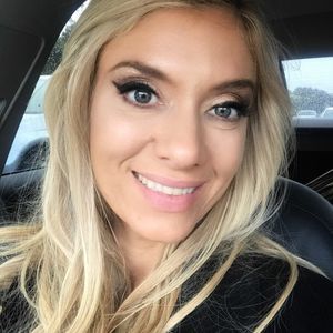 Meet your Posher, Charlotte